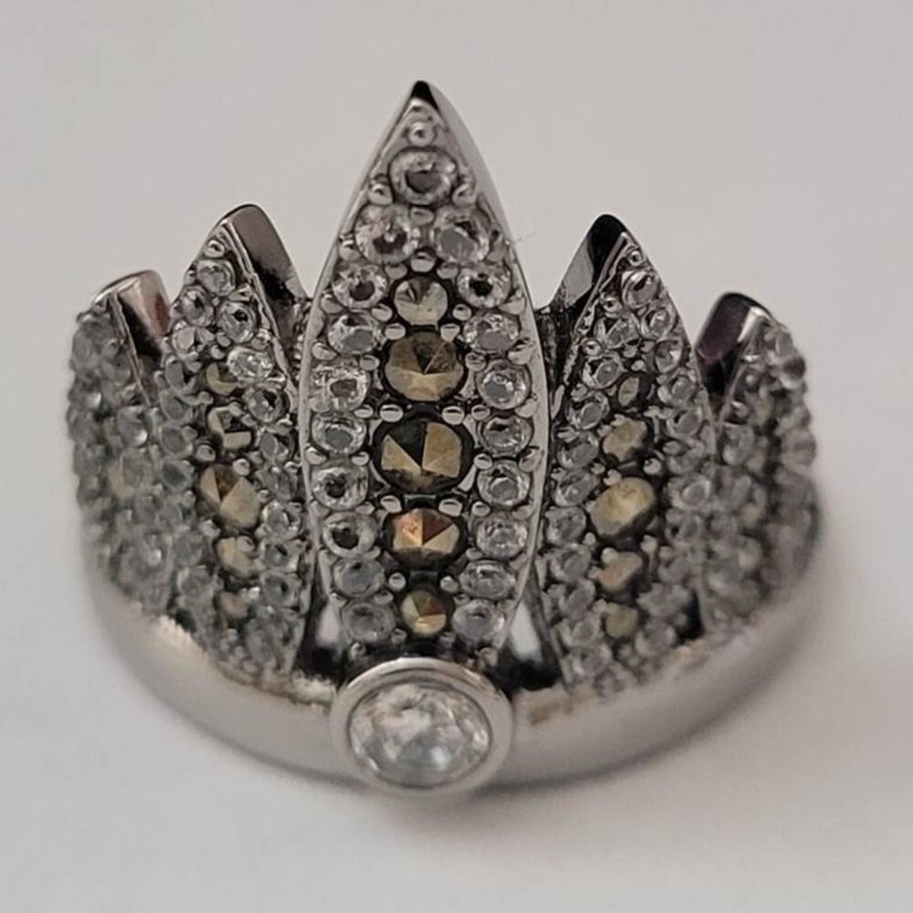 Henri Bendel Tribal Feather Ring - Hematite